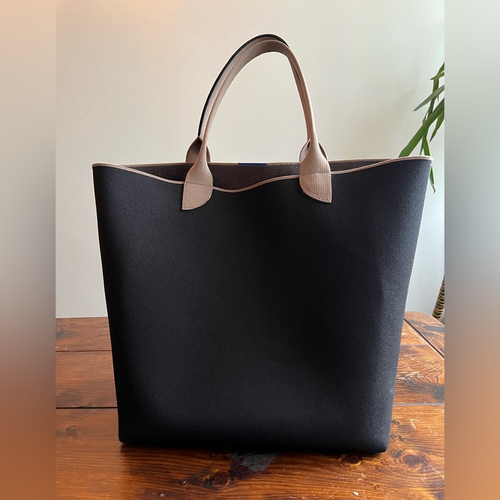 Rothys Lightweight Tote in Black with Portobello handles